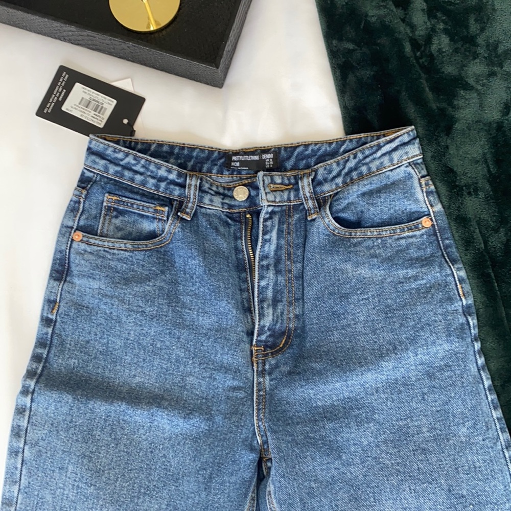 NWT PRETTYLITTLETHING DENIM